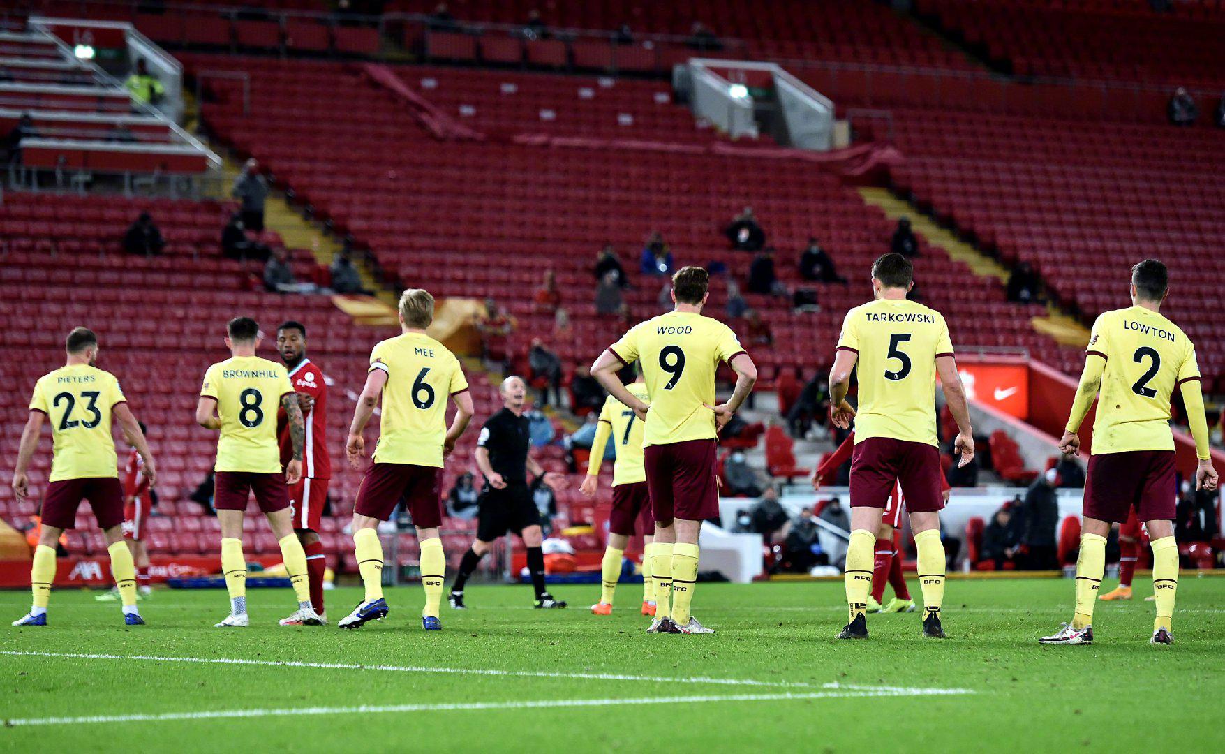 此前效力于 此前效力于